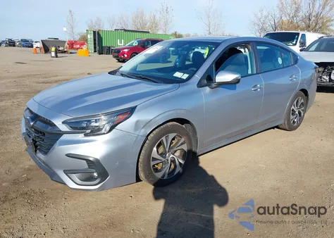 2024 Subaru Legacy Premium z USA, uszkodzony, nr VIN 4S3BWAF66R3013260